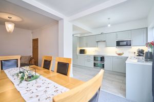 Photo 21- click for photo gallery